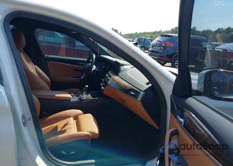 2019 BMW 540I xDrive from USA, damaged, VIN WBAJE7C58KWW25314